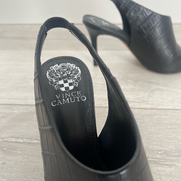 VINCE CAMUTO BLACK LEATHER POINTY PUMPS MULE - Picture 4 of 5